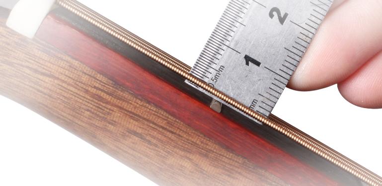 新手弹吉他发现手很疼你的琴可能需要调整了