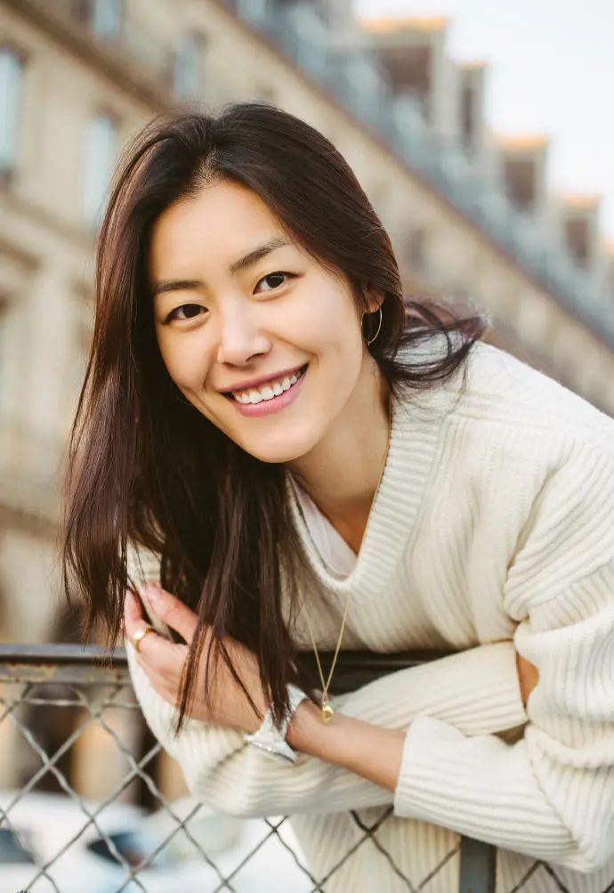 与辱华品牌第一个解约的男艺人,第1个和辱华品牌解约的艺人