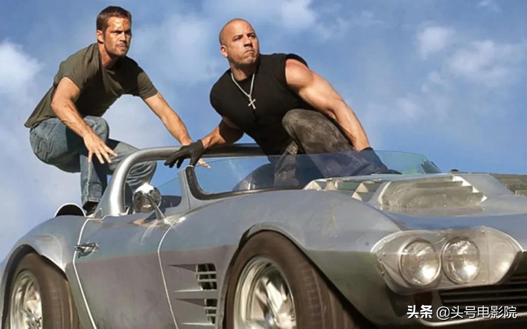 保罗沃克和范迪塞尔分离图片,速度与激情7保罗沃克真实死因