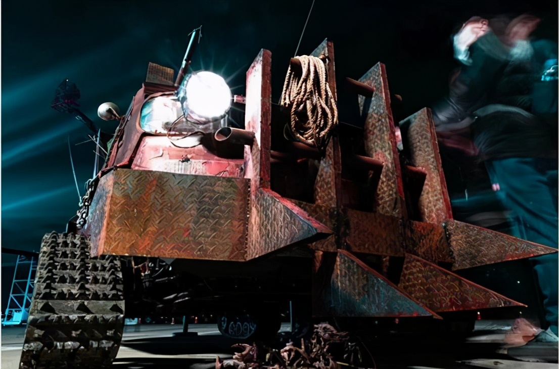 BALANCE参加“寻找五菱潮装人”打造废土风格“末日板牙”