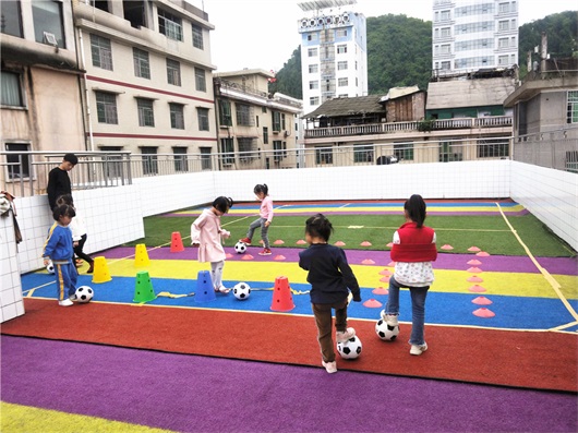 足球特色幼儿园有哪些活动,世界足球日活动幼儿园