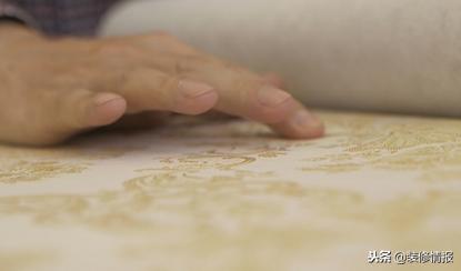 墙纸有霉味有危害吗,墙纸很难闻有没有毒