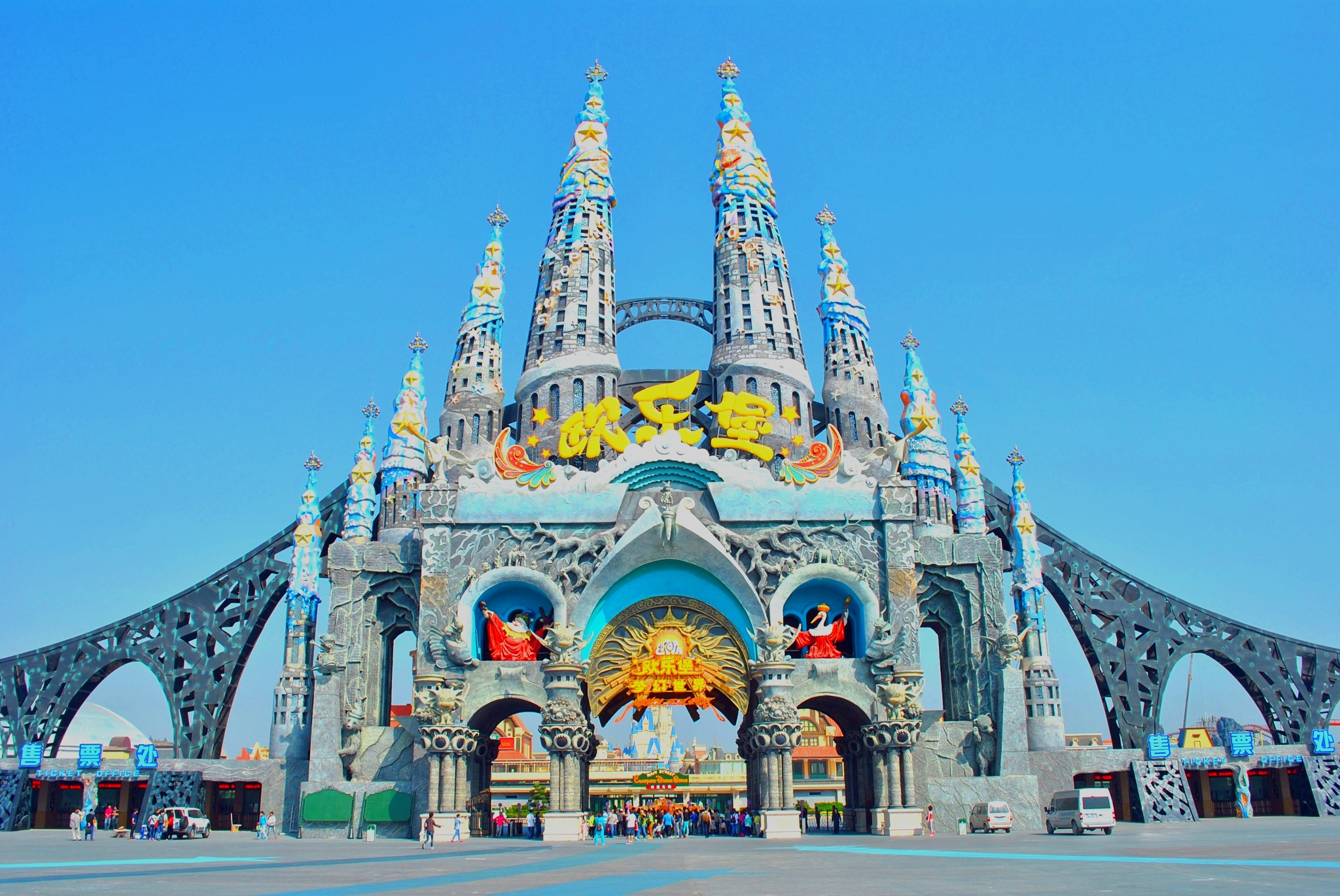 主题公园好玩不仅仅是好玩,主题乐园存在的问题