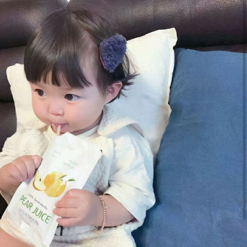 女孩姓李四字名字大全,姓崔改名姓李女孩名字好听不重名