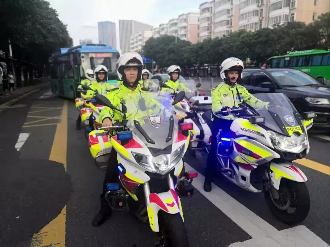 明天，为什么会有三万人涌向宝体？蜀黍们该怎么办？