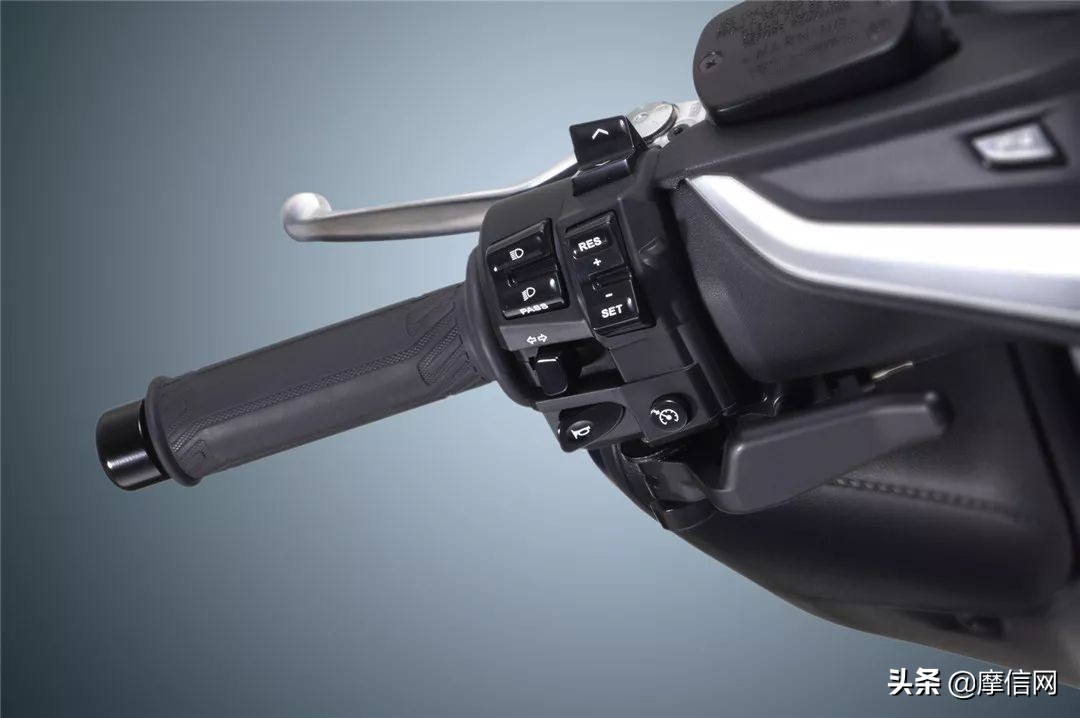 雅马哈tmax530顶配价格,雅马哈150最新款价格大全