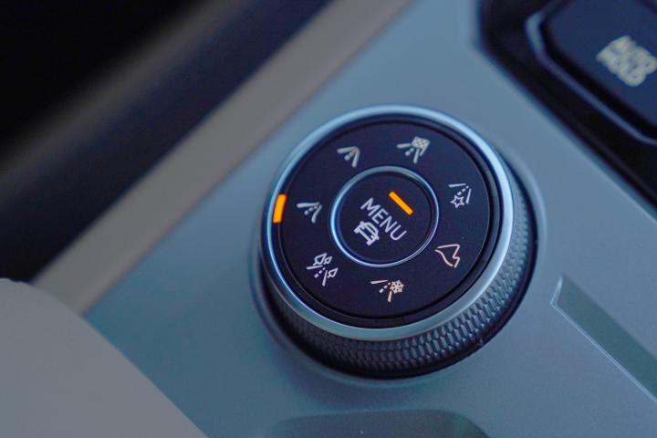 性价比超高的大众途锐低调提车记,低调的豪华suv18款大众途锐