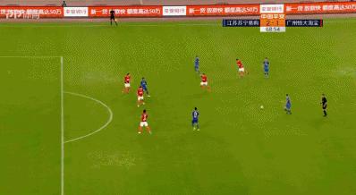 “杨韦”神来之笔!一场1-3让恒大二重天:后防天团集体“养生”