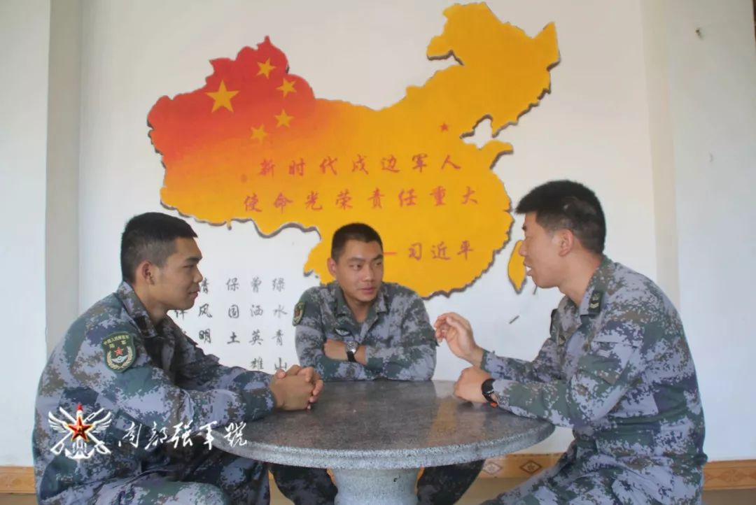 好有文艺范！看阵地班长手绘戍边文化