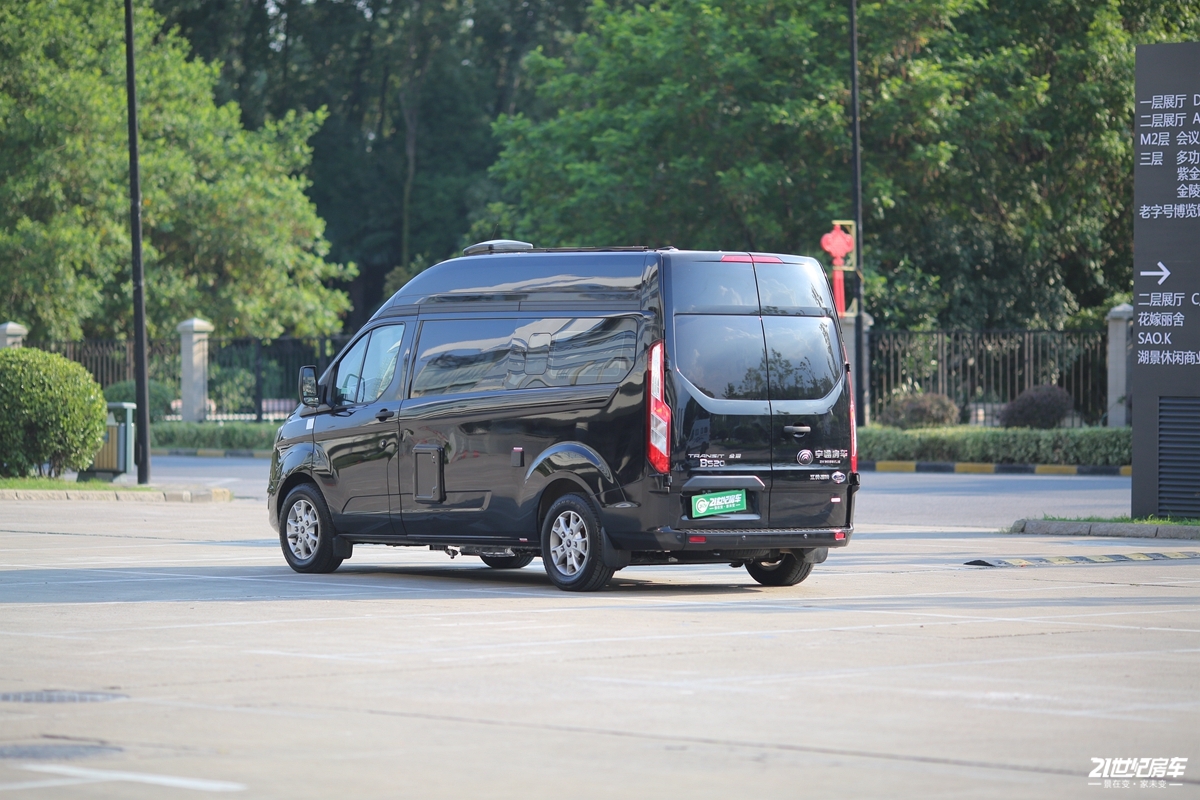 19江铃福特全顺多少钱,19.98万新全顺房车价格