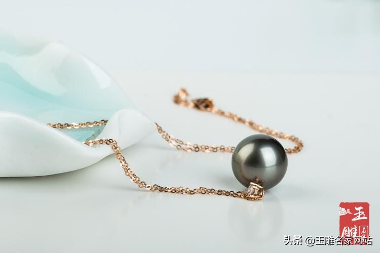 18k珍珠项链的寓意和象征,大溪地黑珍珠和南珠黑珍珠项链