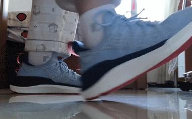 国产鞋遭鞋贩子炒作学生价值暴涨,国产鞋被炒出天价