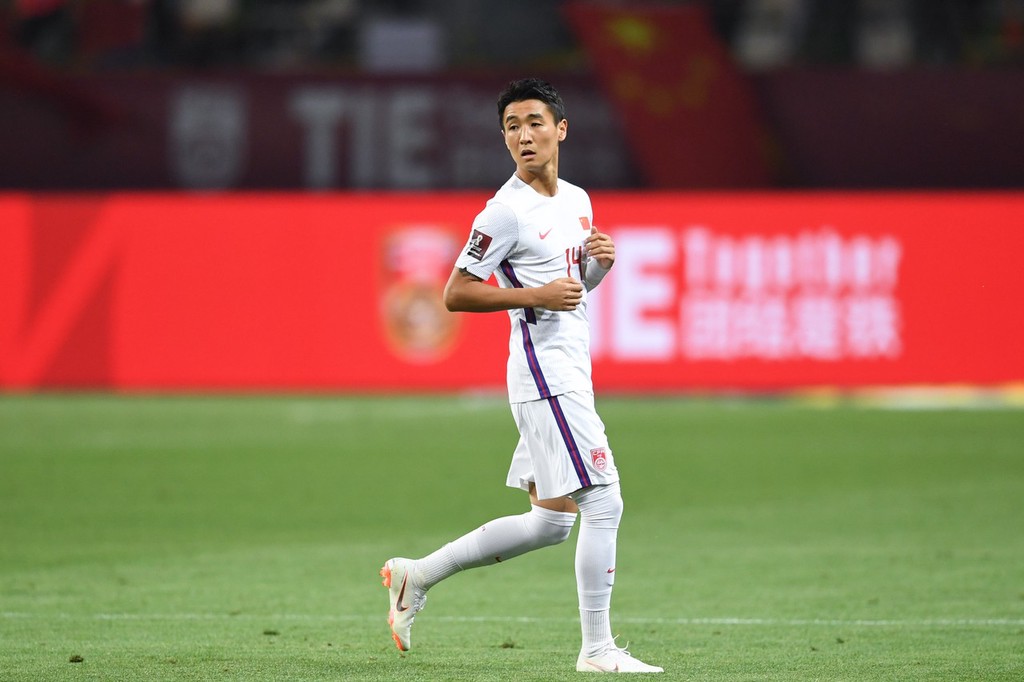 国足七比零被淘汰,国足多人失误