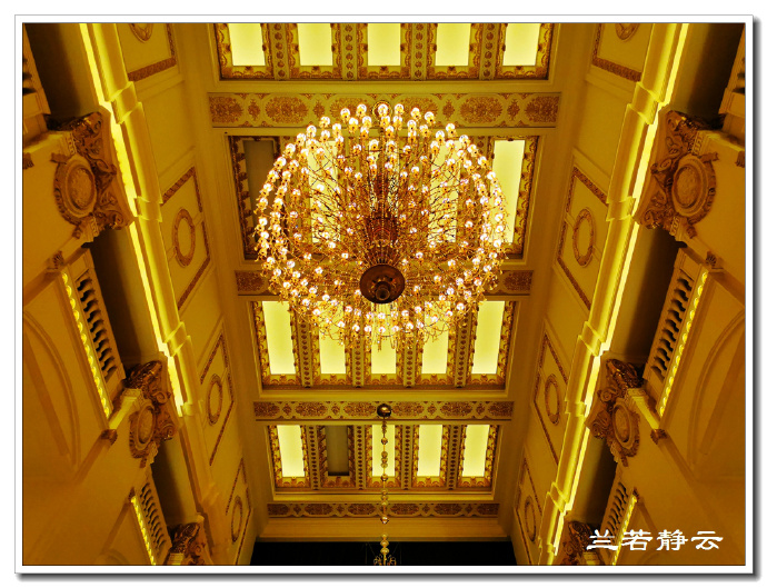 郑州小吃美食一条街附近酒店,郑州住宿附近有美食