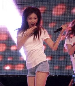 搞笑gif开心一刻单身也挺好,搞笑gif开心视频