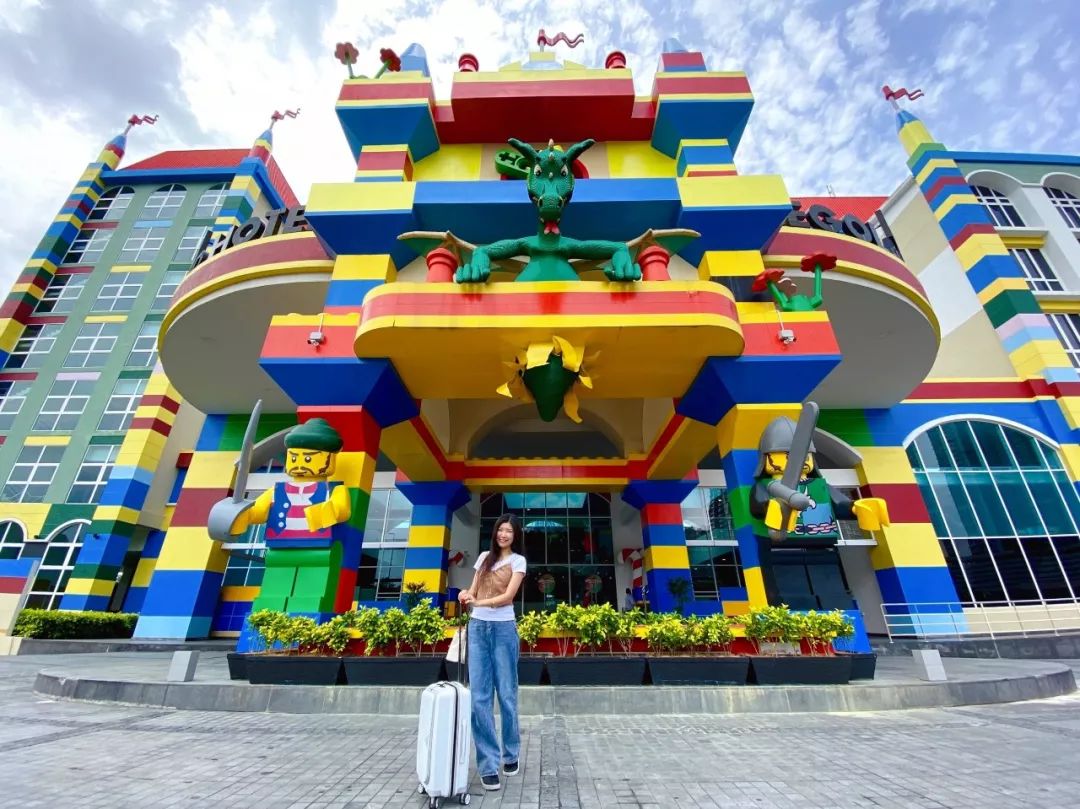 住入乐高世界中，是什么样的体验？梦幻得让你不相信