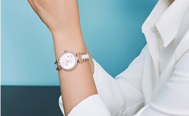 杨紫同款项链黑樱桃手表,ins风杨紫同款手表