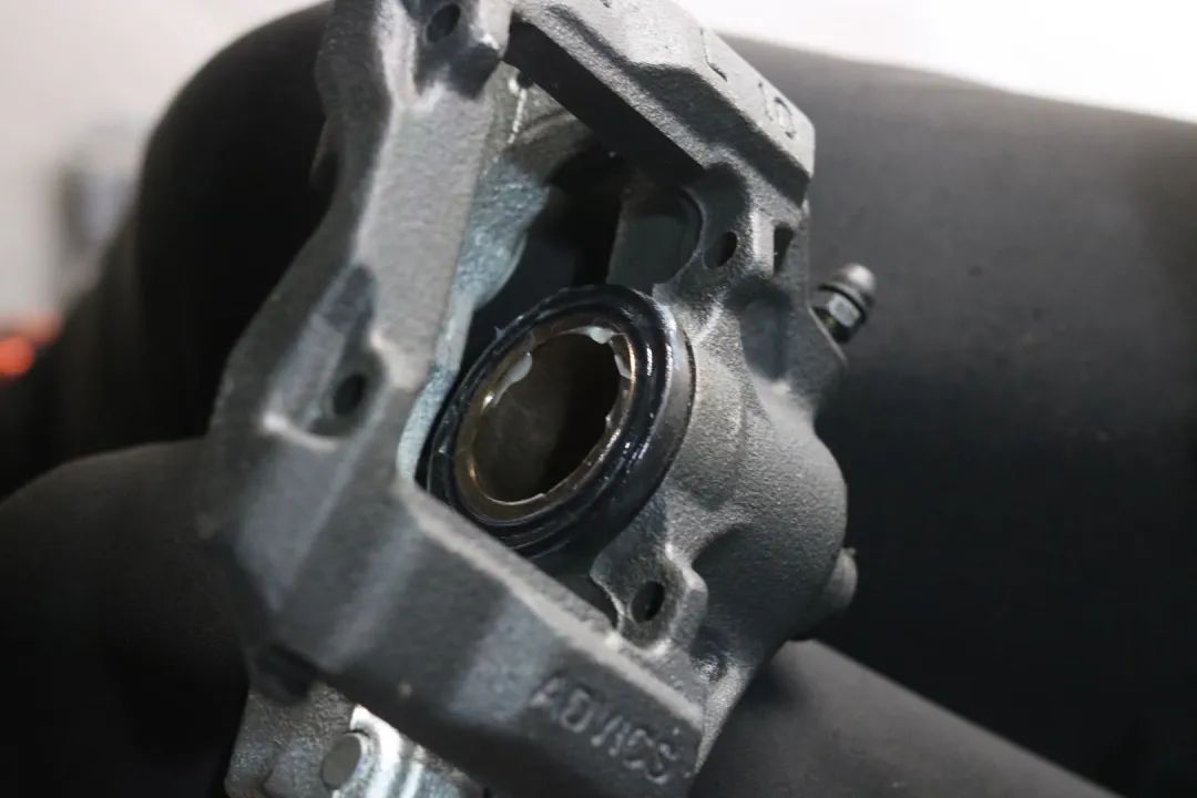 怪兽汽车翻新地址,怪兽修车翻新奥迪q7