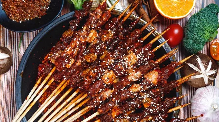 流鼻血仰头的意义,出鼻血仰头对不对