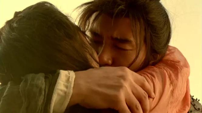 我想念那开头,却无奈这结局,20年过去了,你还是好像那条狗