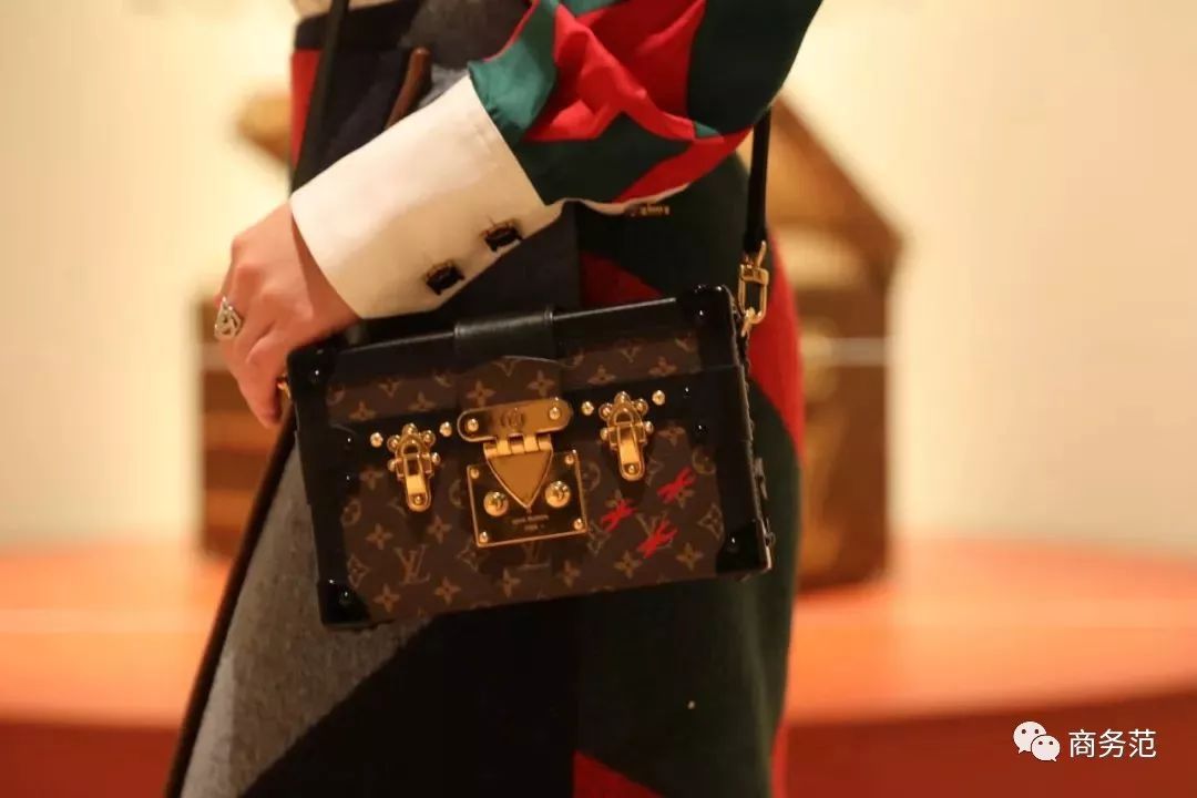 lv是软还是硬,lv是不是从不打折