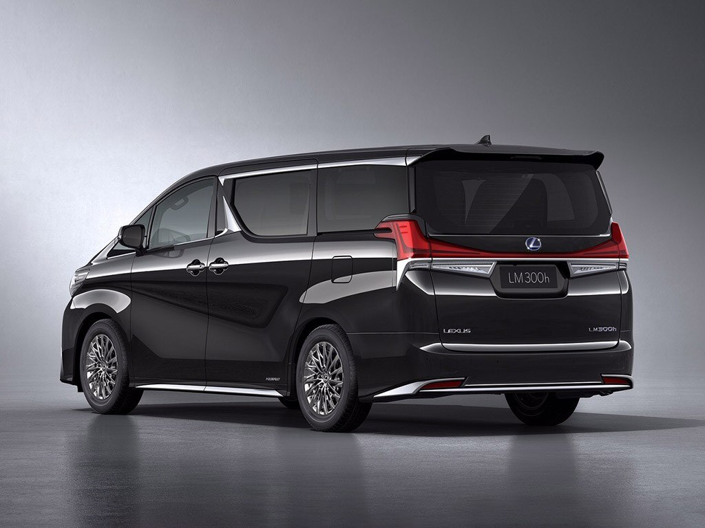 雷克萨斯lm350h埃尔法四座,雷克萨斯lm上市加价168万