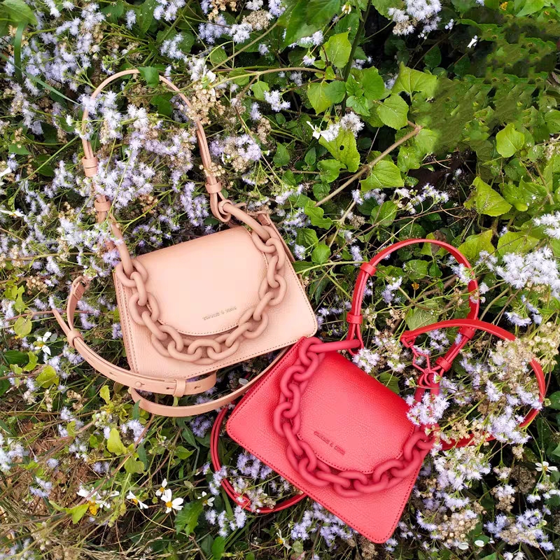 找15元至20元左右的平价小型包包,9个平价包包