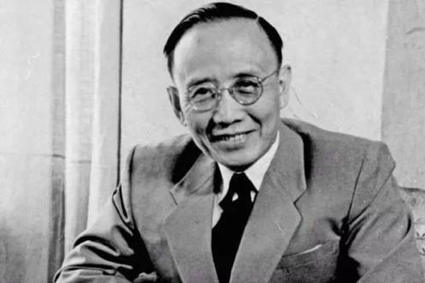 郭沫若写的大文豪,郭沫若和苏轼谁的文学成就大