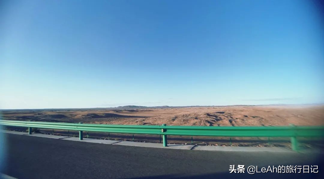 额济纳胡杨林中国最美秋色,中国最美秋色额济纳胡杨林