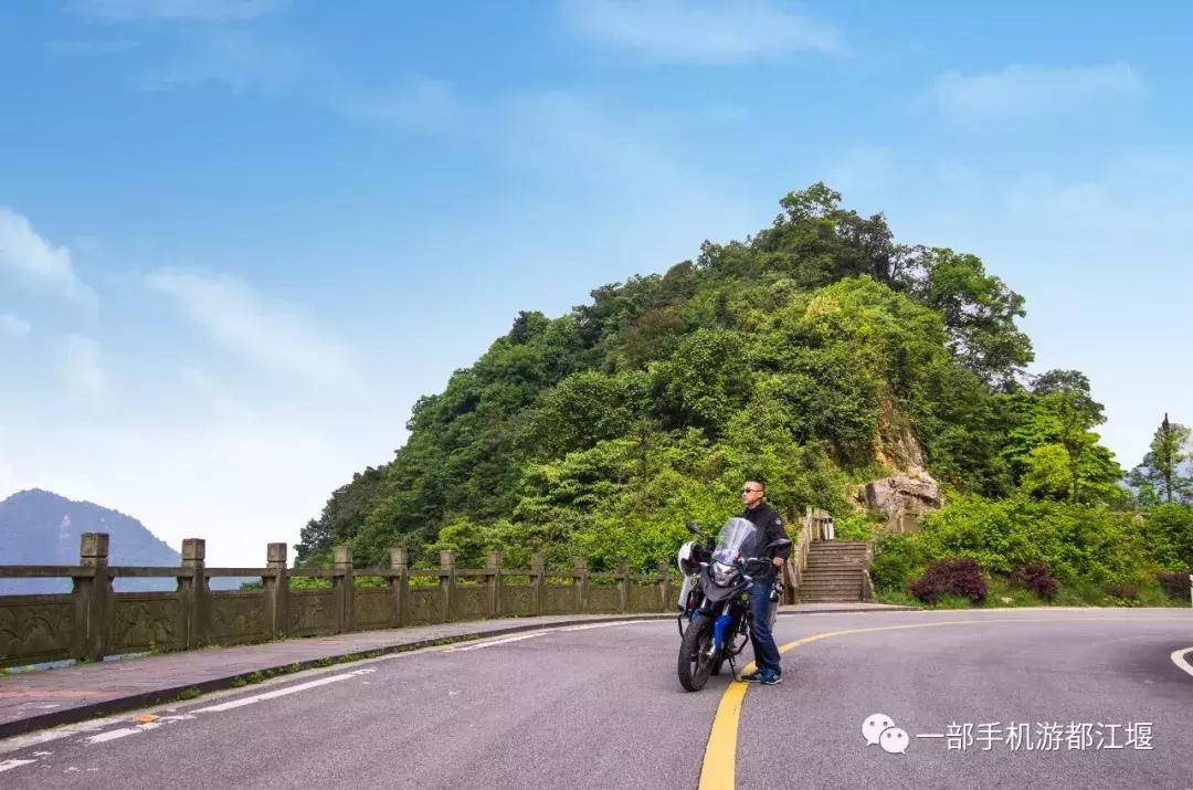 听我的，国庆这样玩！@24处都江堰好玩地，不止拜水问道、诗乡金秋，水灵妹带你解锁更多新耍法~