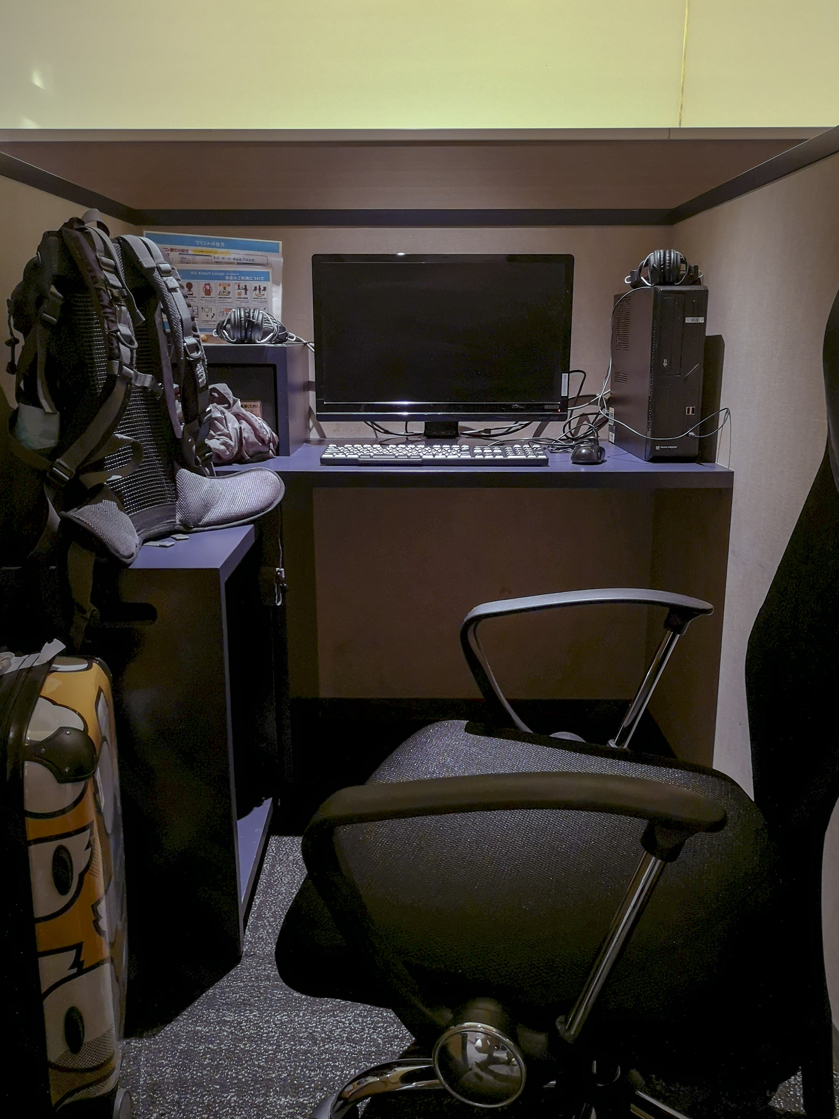 关西机场有过夜的地方吗,关西机场坐夜间巴士人多吗