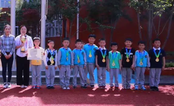 第二届校园足球赛拉开帷幕,曲江新区首届校园足球联赛