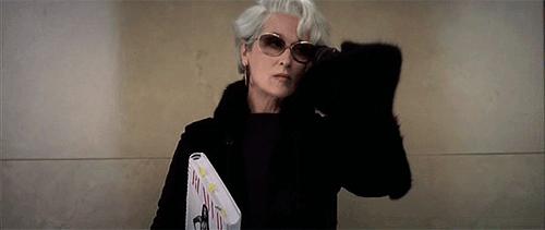 一条连衣裙挂了面试：在律所穿什么能活下去？