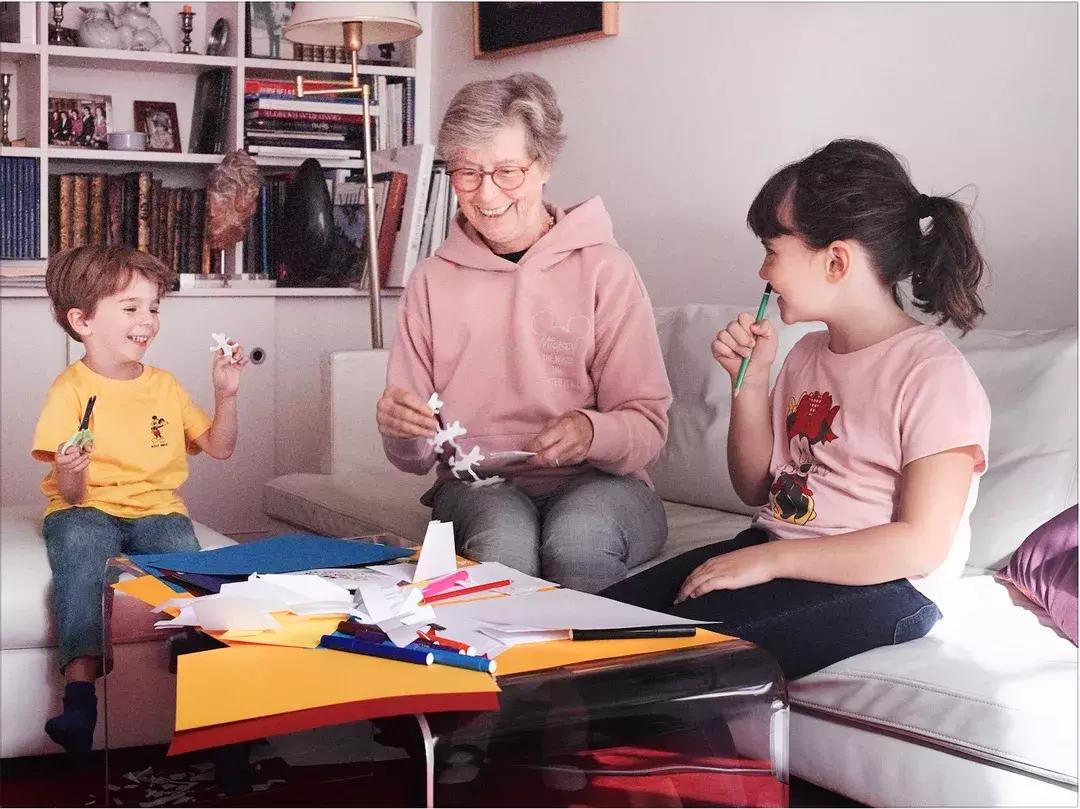 优衣库最近动漫联名,优衣库联名marimekko蓝色裙子