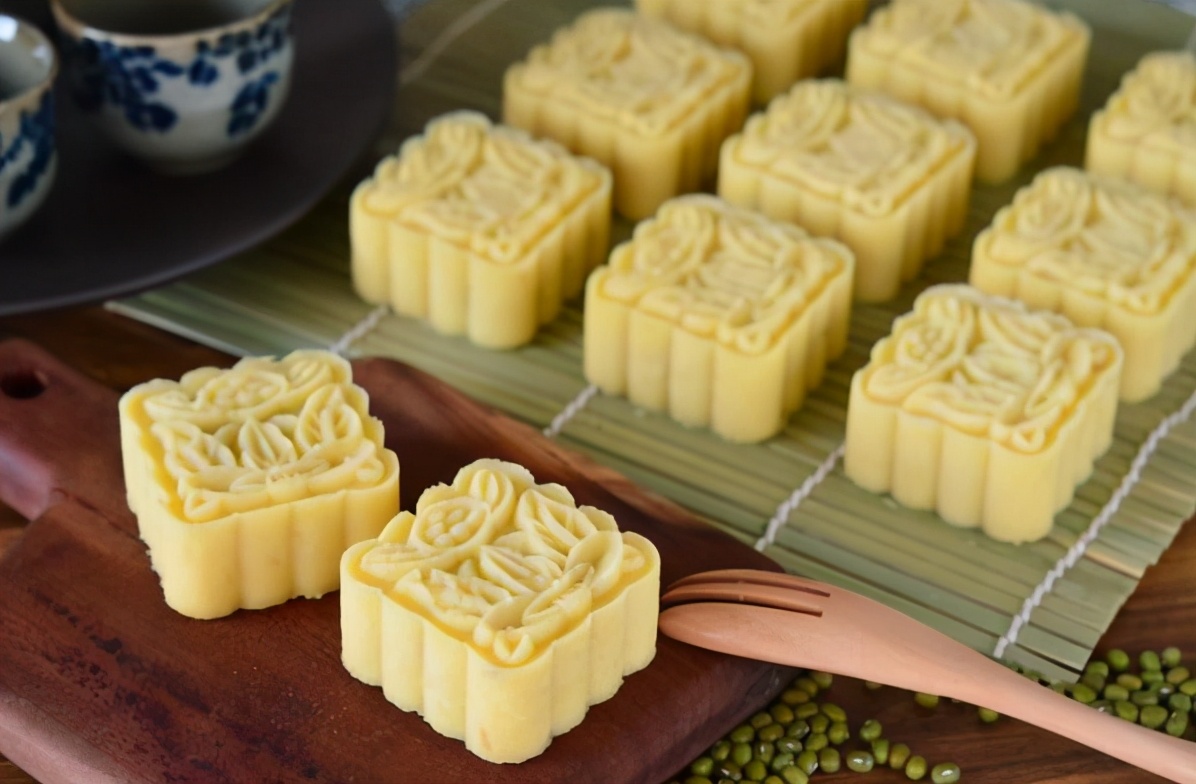 绿豆糕怎么做才会松软好吃,为什么自制绿豆糕发粘