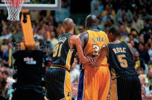 nba三次进攻犯规会怎么样,nba里面犯规多少次获得bonus