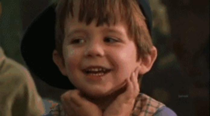 孙杨接力夺冠后接受采访,孙杨夺冠被媒体围堵采访