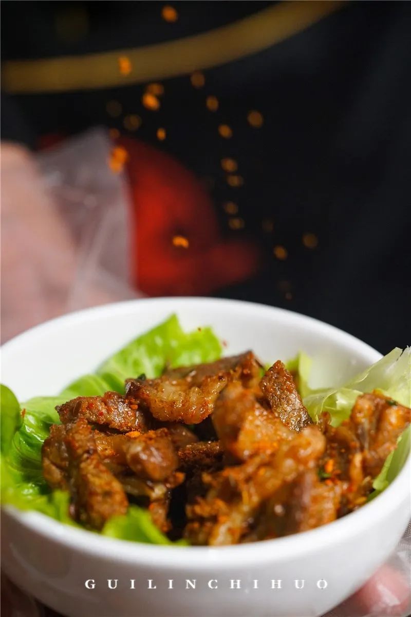 被安利了3年的长沙网红烤肉店,这回在桂林终于吃上了