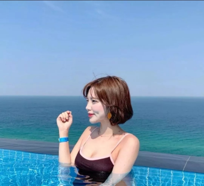 适合微胖女生的短发发型多种多样,适合微胖女生的短发发型