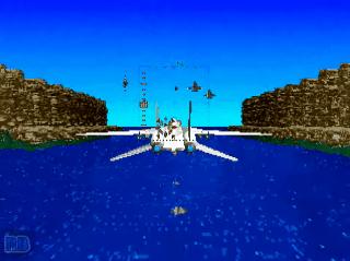 在北爱尔兰的荒野里，玩家找到了一台30年前限量发行的古董街机