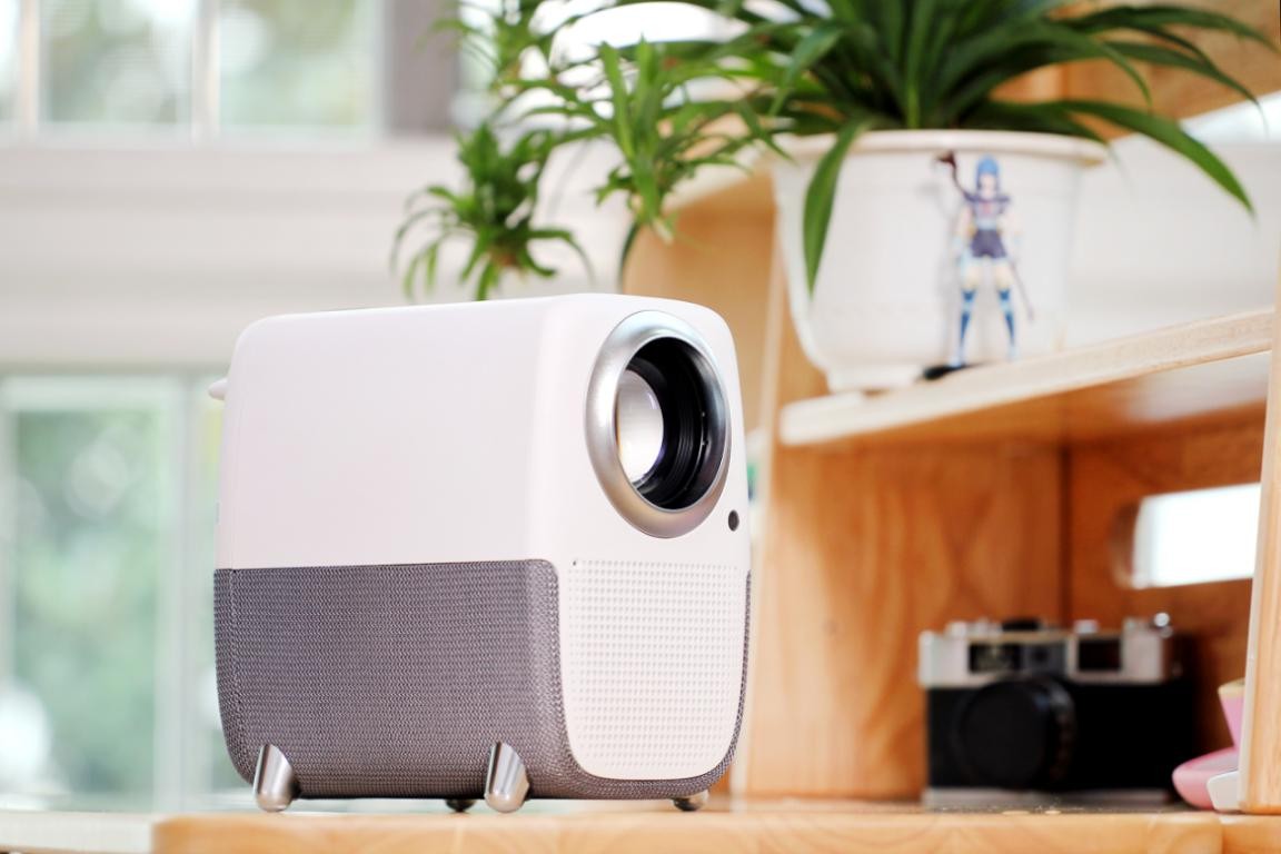 泰捷weboxt1投影仪对比极米,泰捷weboxt1投影仪和天猫魔屏对比