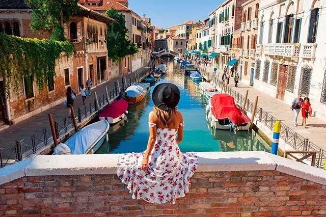 准备出国发现护照丢了,出国护照丢了最快回国办法