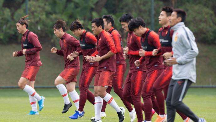 耻辱!外媒疯狂嘲笑中国足球:一身铜臭味,远不如卡塔尔