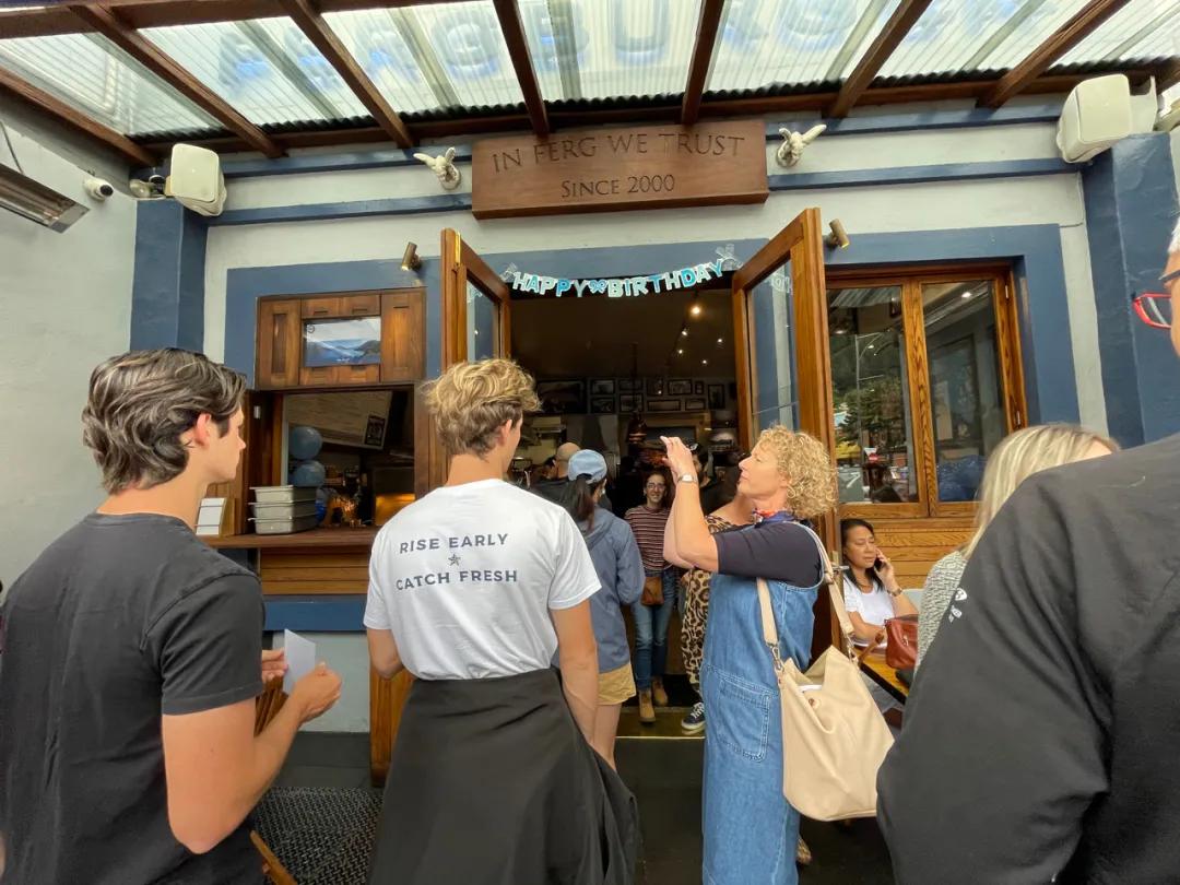 来皇后镇吃大汉堡,新西兰皇后镇超级大汉堡