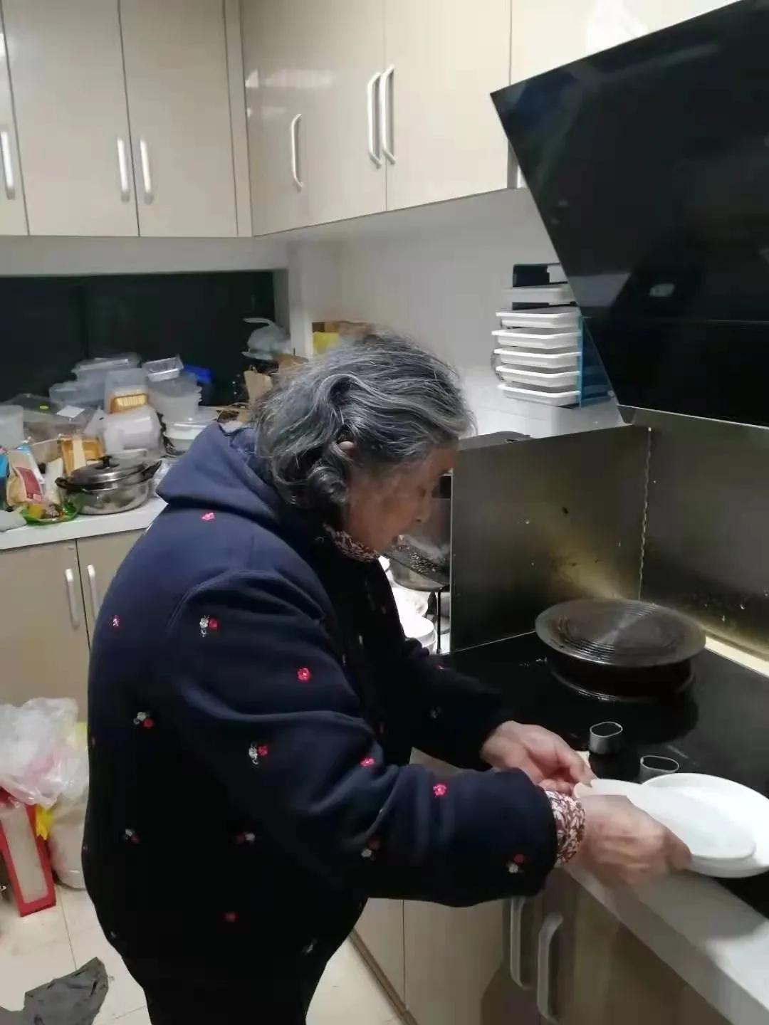 你好李焕英普通话谁说的,你好李焕英外语版