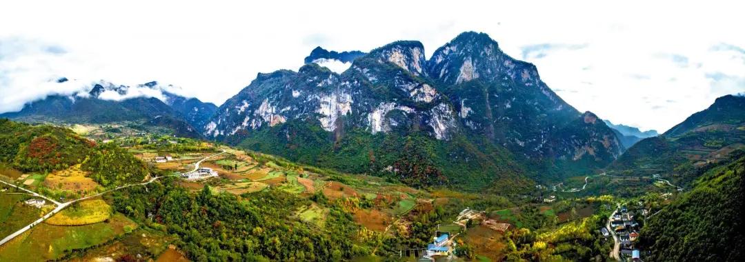 三省交界的风景区,鸡鸣三省交界地图