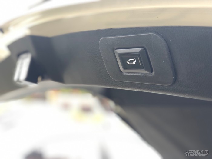 满意的静音电动尾门-门博士产品装车