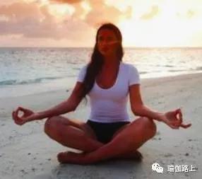 减肥瑜伽冥想方法,正念冥想和瑜伽冥想