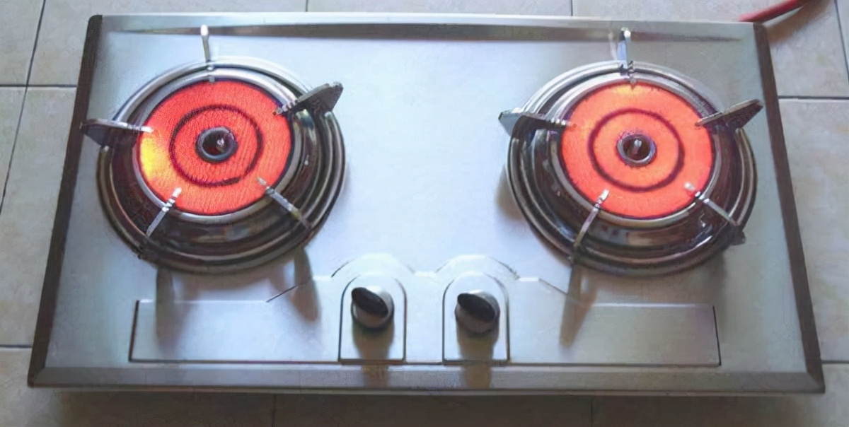 红外线燃气灶与电磁炉的区别,华帝红外线燃气灶和明火灶