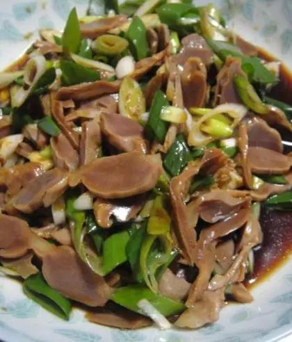 夏天凉拌菜爽口小凉菜30种,夏天凉拌菜需要用到哪些调料